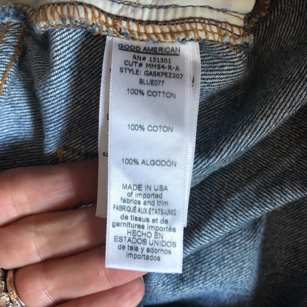 NWT $155~GOOD AMERICAN~Black Zip Up Distressed Denim Jeans Mini Skirt~6/28/Small - Picture 10 of 10